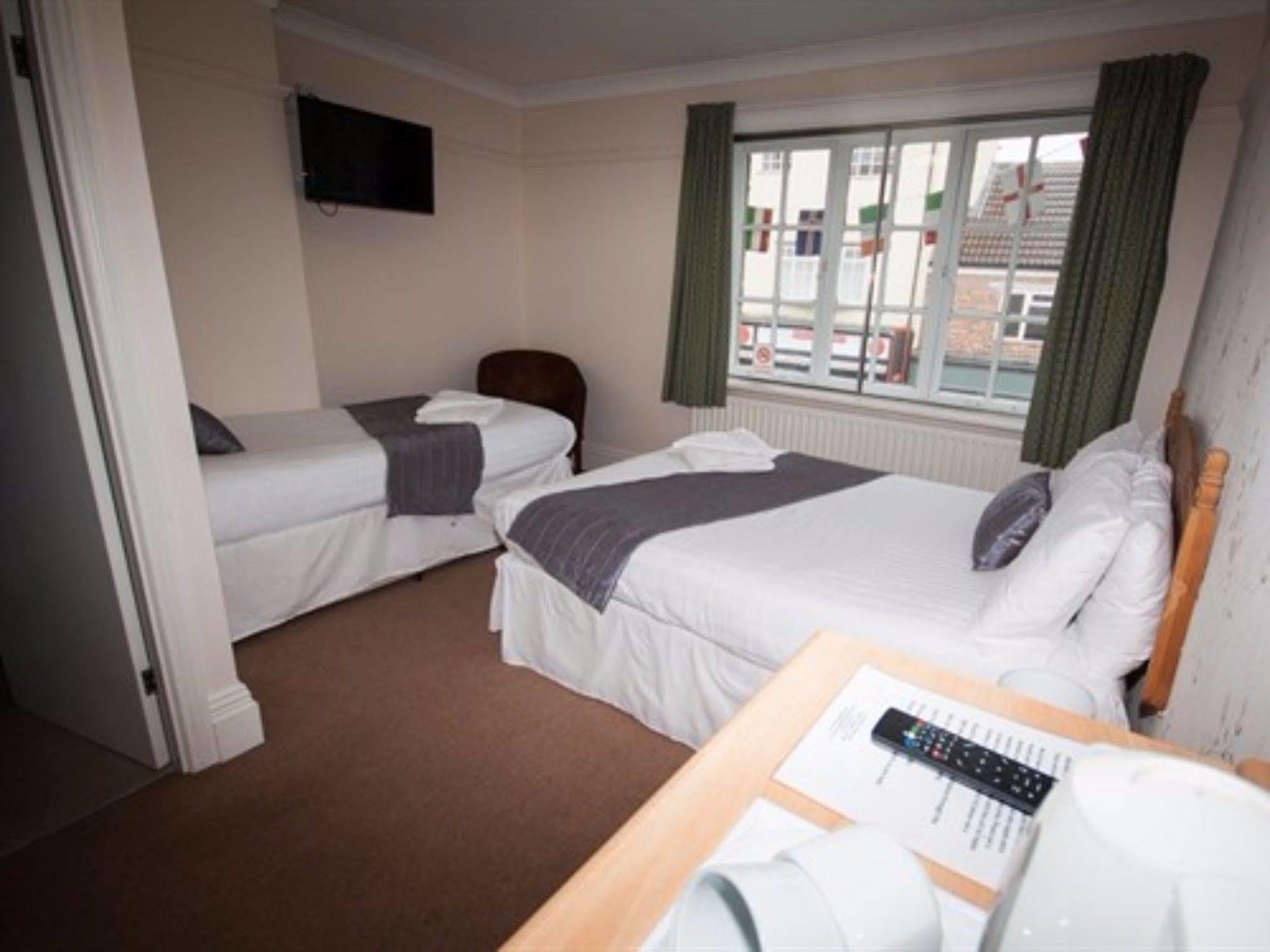 Fox Inn Guisborough Buitenkant foto